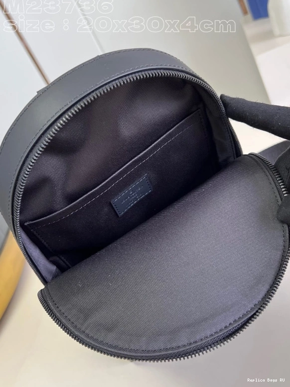 Affordable VUITTON LOUIS Slingbag Pilot 0717